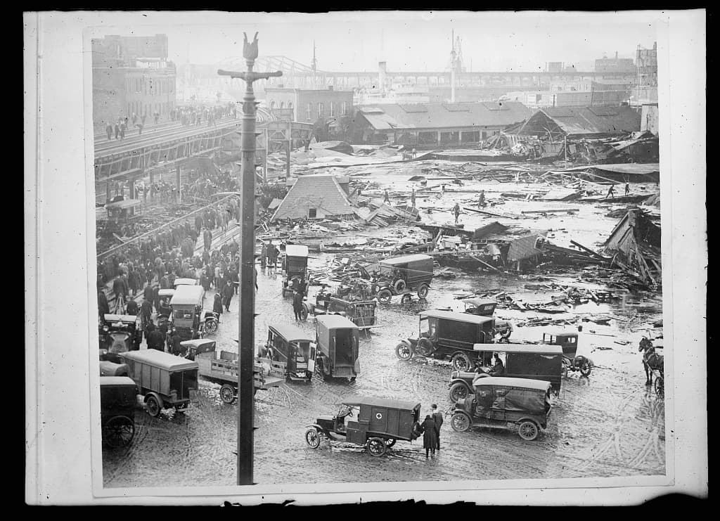 The wreckage on Commercial Street. The Library dates this negative only to somewhere between 1919 and 1929.