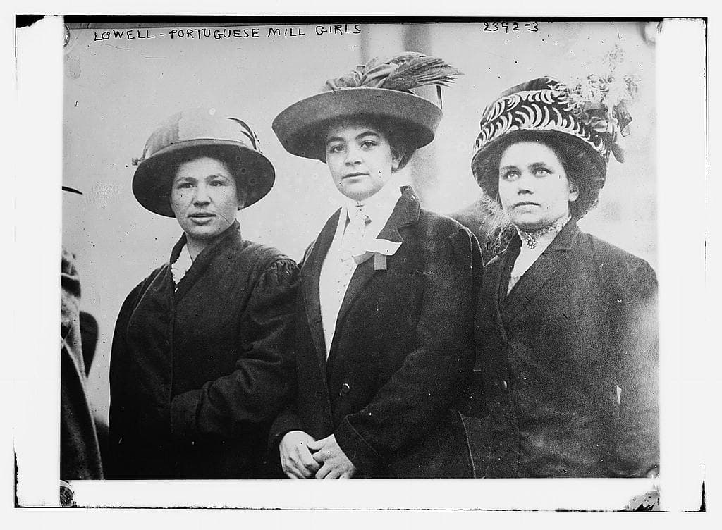 Portuguese mill girls at Lowell about 1910, the immigrant labour that replaced the Yankee farm women.