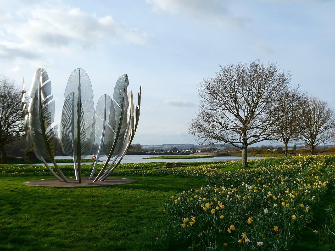 Kindred Spirits by Alex Pentek. More than twenty thousand welds and a year to build.